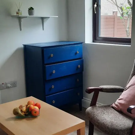 ゲストハウス Private Bedsit At Newcastle